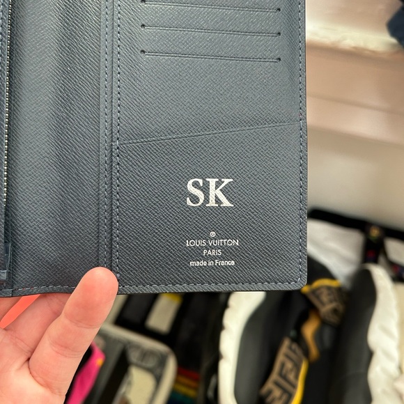 Louis Vuitton wallet - Picture 4 of 8